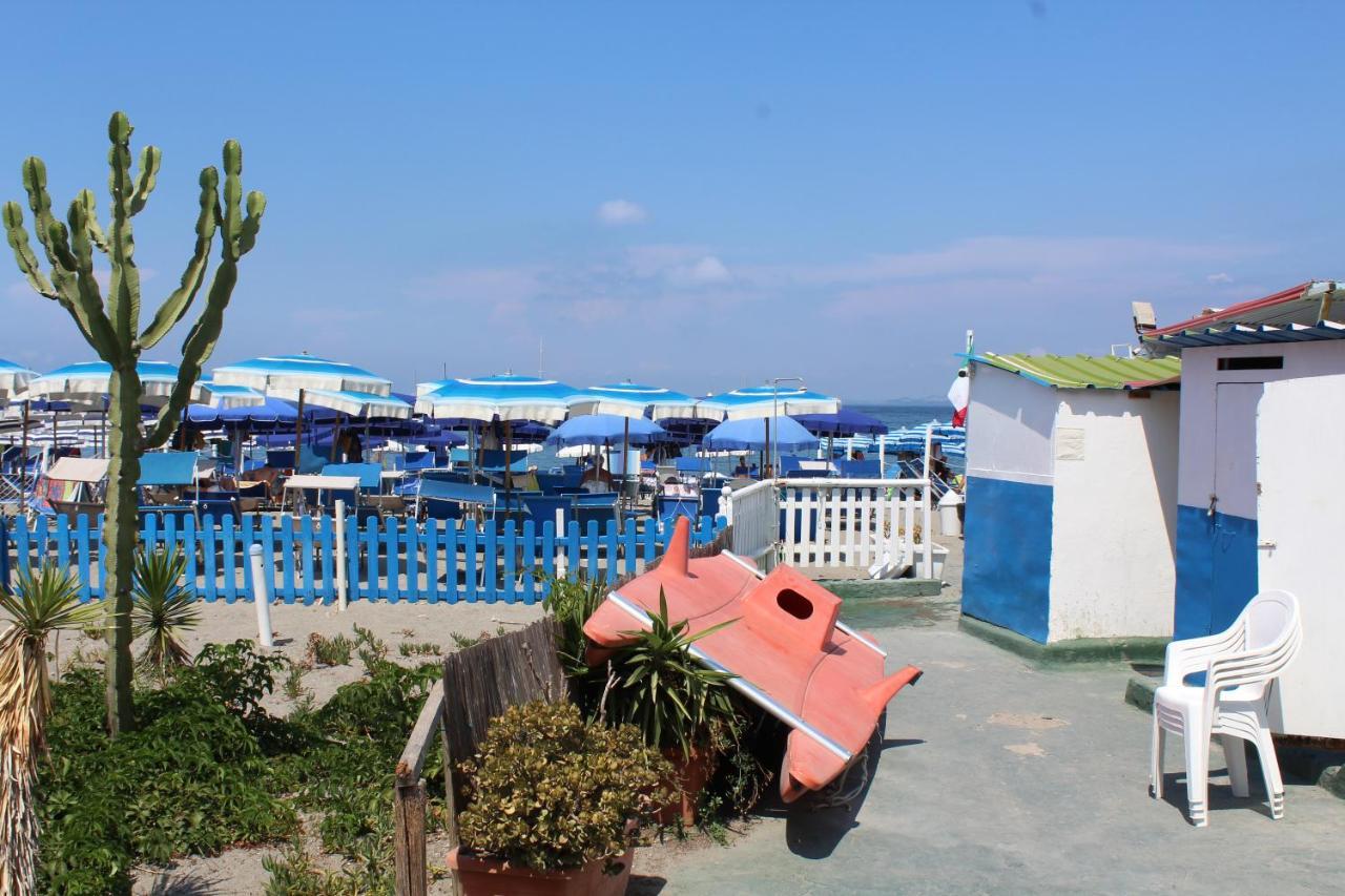 Апартаменты La Casa Ridente : Ischia Porto Экстерьер фото